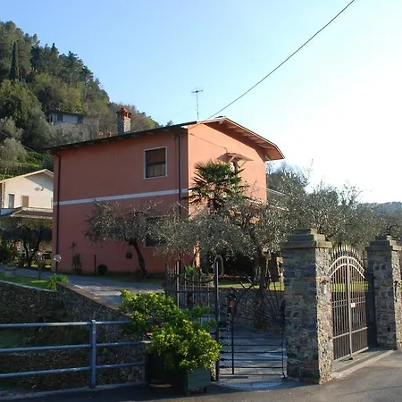 Casa Colomba Rosa Ferienhaus *